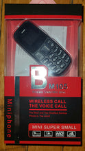 Load image into Gallery viewer, Mini Phone BM105
