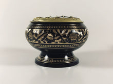 Load image into Gallery viewer, Brass Black Insence Burner
